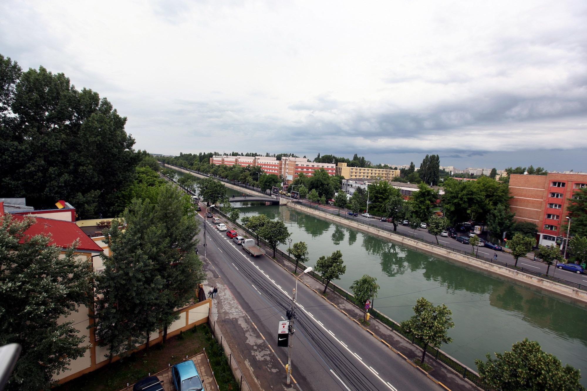 Ambiance Hotel Bukarest Exterior foto