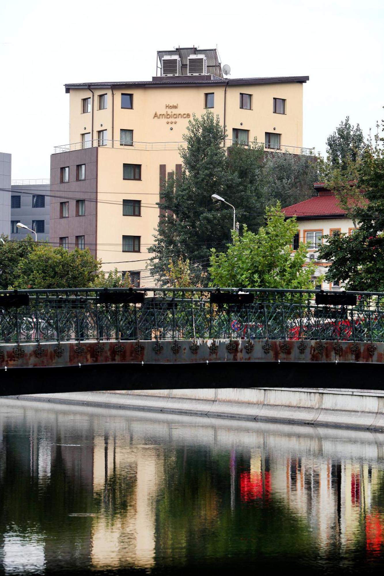 Ambiance Hotel Bukarest Exterior foto